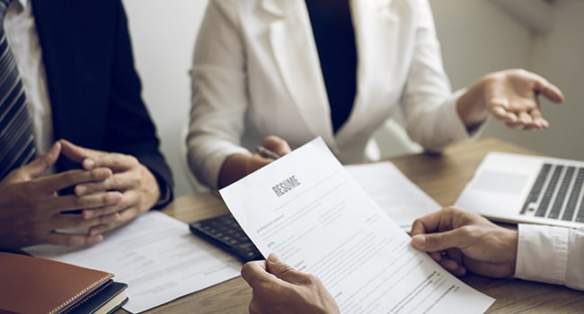 staffing-min Staffing